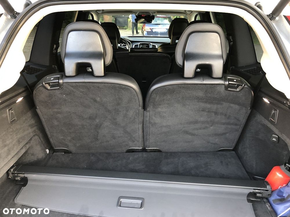 Volvo XC 90 B5 D AWD Momentum 7os - 25