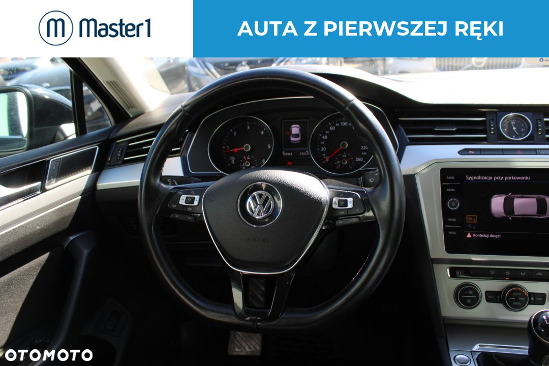 Volkswagen Passat 2.0 TDI SCR Comfortline - 15