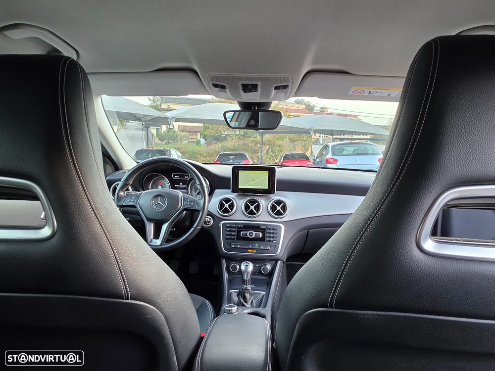 Mercedes-Benz GLA 200 (CDI) d Urban - 23