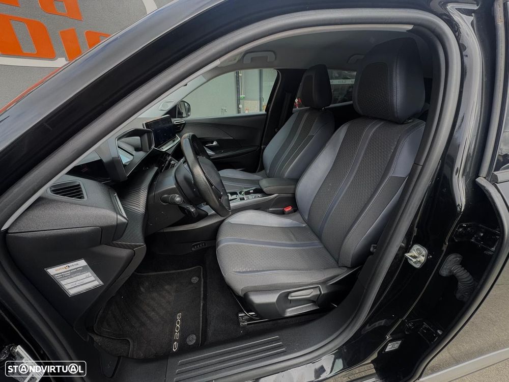 Peugeot e-2008 50 kWh Allure Pack - 6