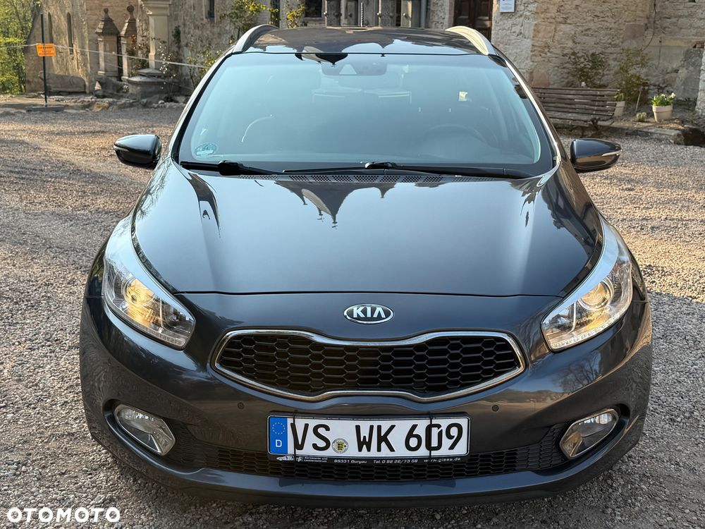 Kia Ceed 1.6 GDI DCT Spirit - 1