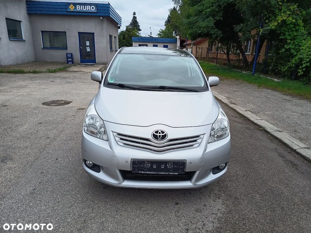 Toyota Verso 1.8 Travel - 12