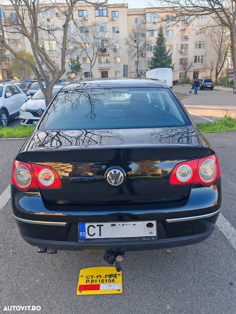 Volkswagen Passat Variant 2.0 TDI Comfortline - 16