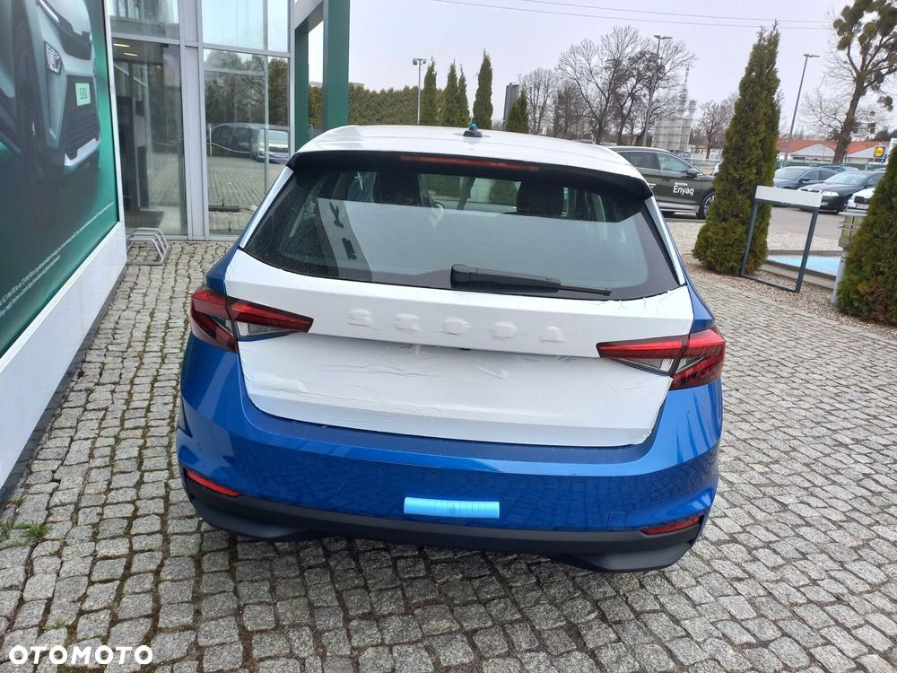 Skoda Fabia 1.0 TSI Drive DSG - 8