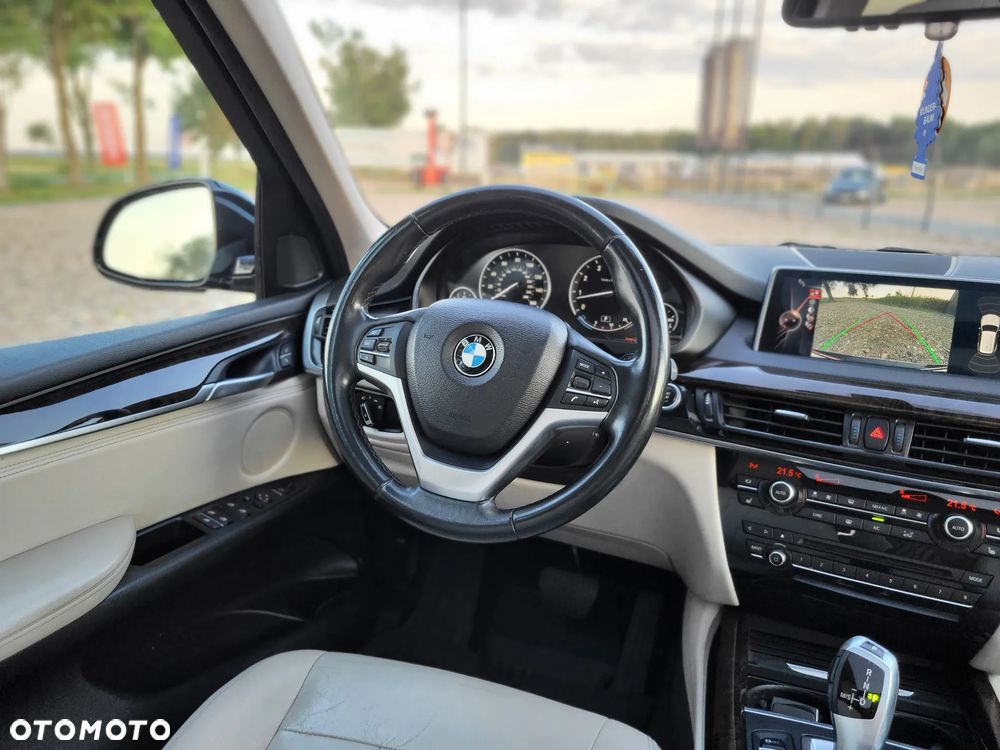 BMW X5 3.5i xDrive - 11