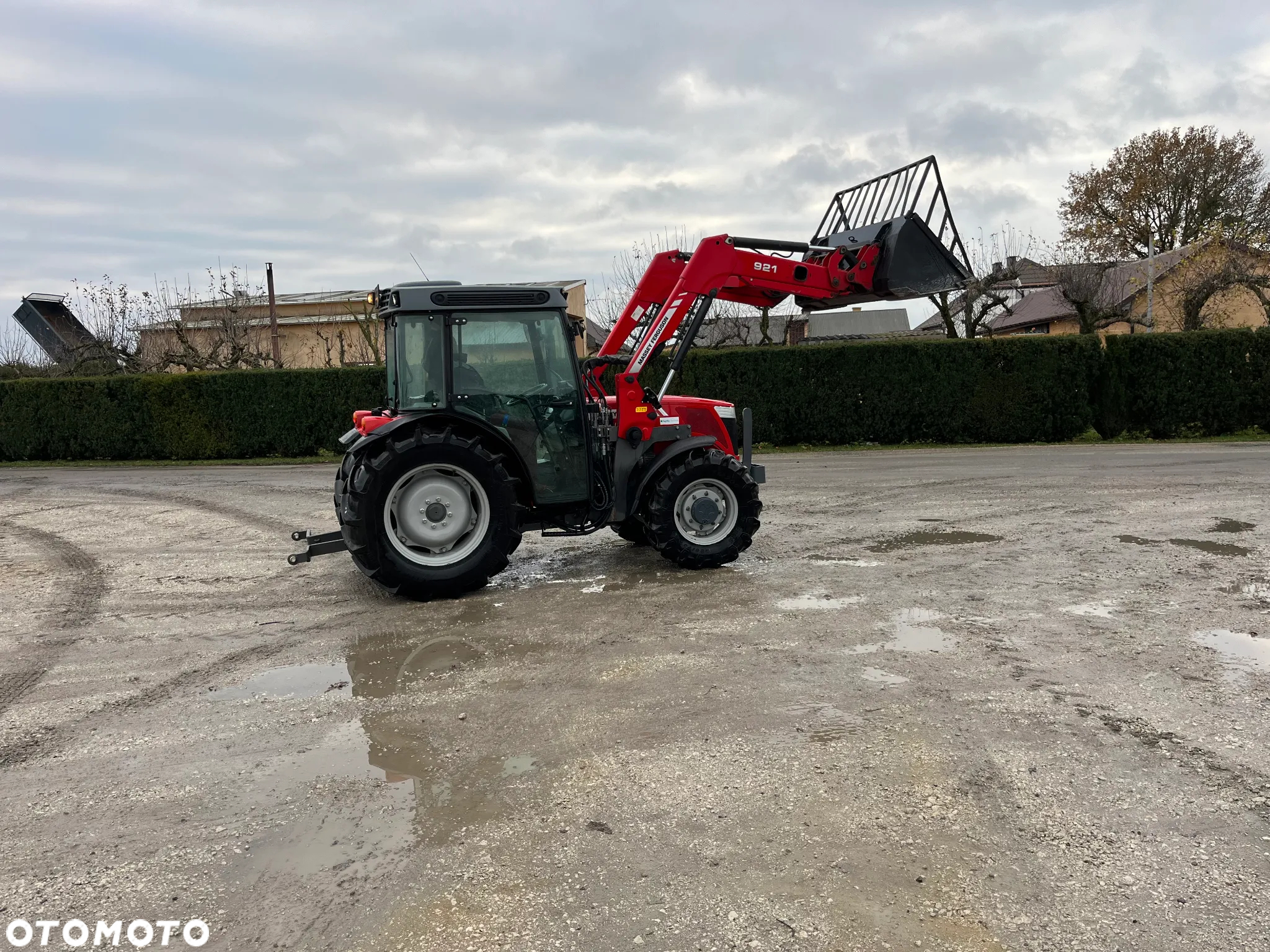 Massey Ferguson - 3