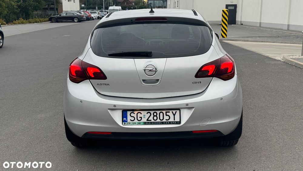 Opel Astra - 4