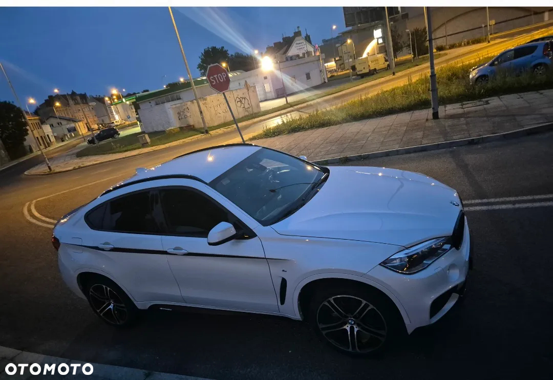 BMW X6 xDrive40d - 15
