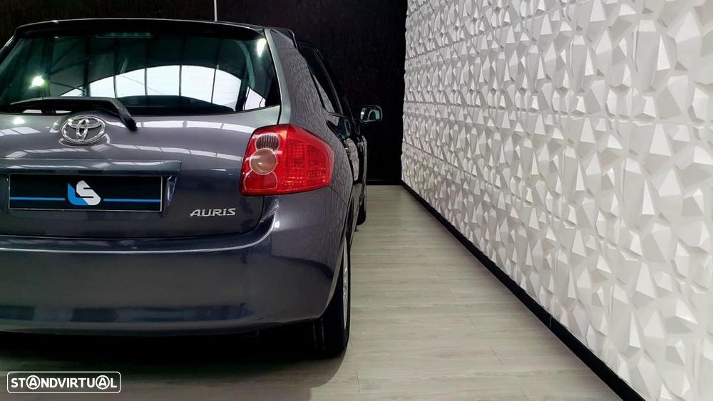 Toyota Auris 2.0 D-4D Exclusive - 11