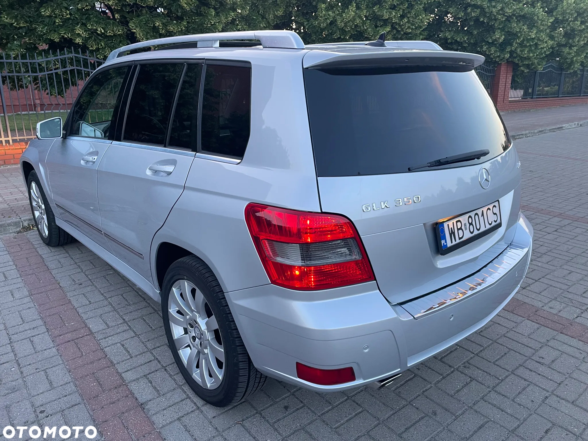 Mercedes-Benz GLK - 11