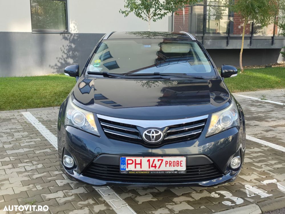 Toyota Avensis - 2