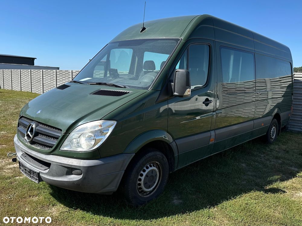 Mercedes-Benz Sprinter - 4