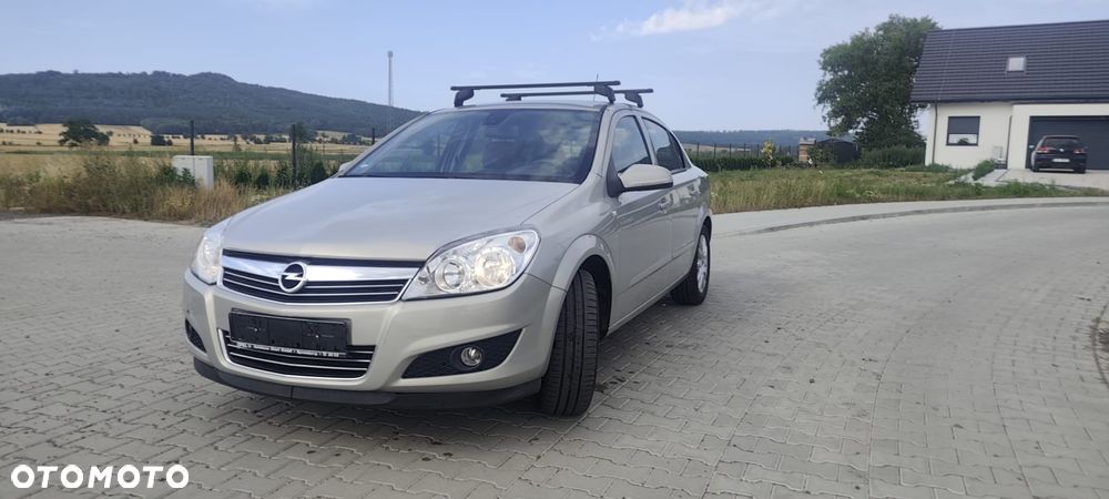 Opel Astra 1.6 Edition - 2