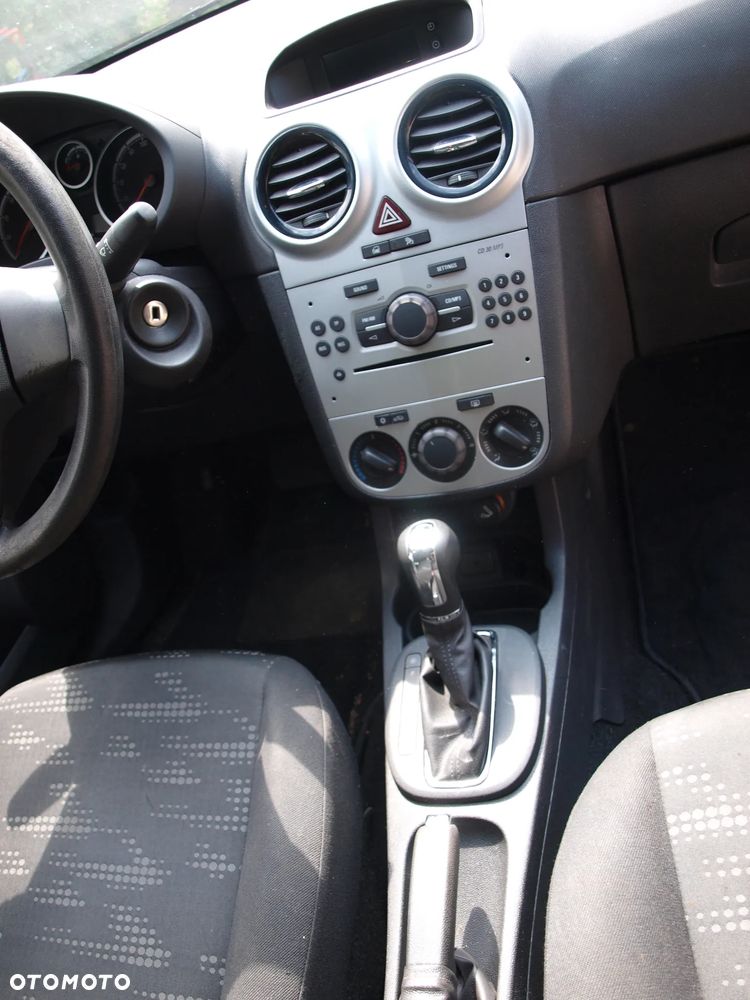 Opel Corsa - 8