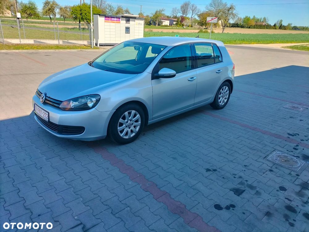 Volkswagen Golf 1.6 TDI DPF BlueMotion - 4