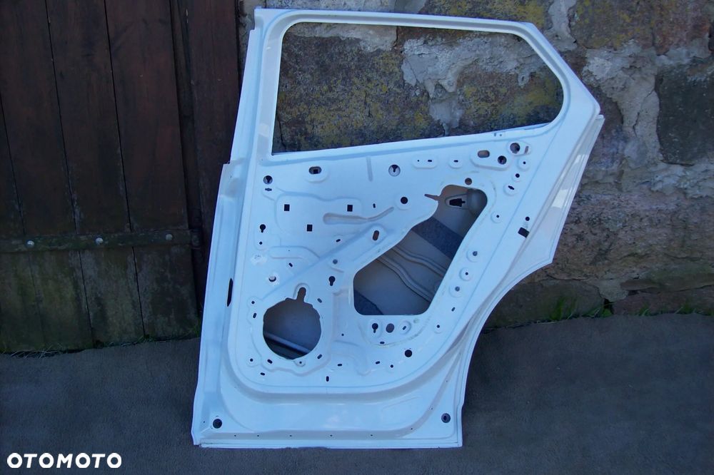 drzwi tylne prawe peugeot 2008 ii - 6