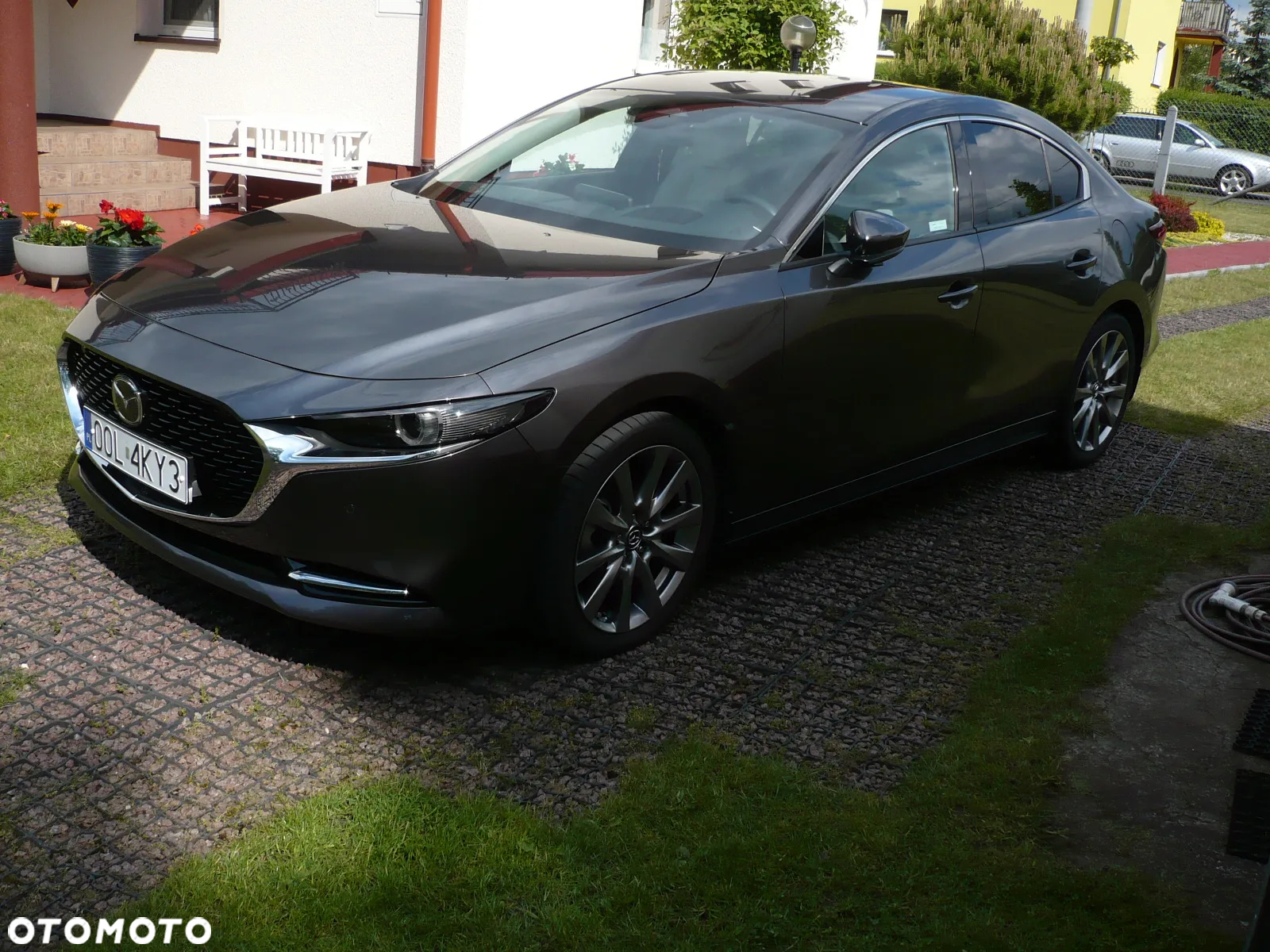 Mazda 3 - 8