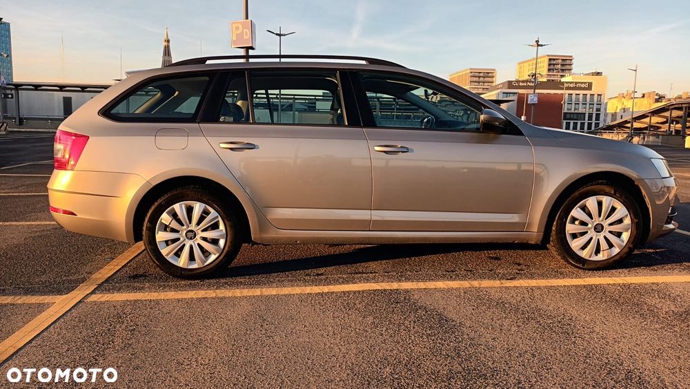Skoda Octavia 1.5 TSI ACT Ambition - 16