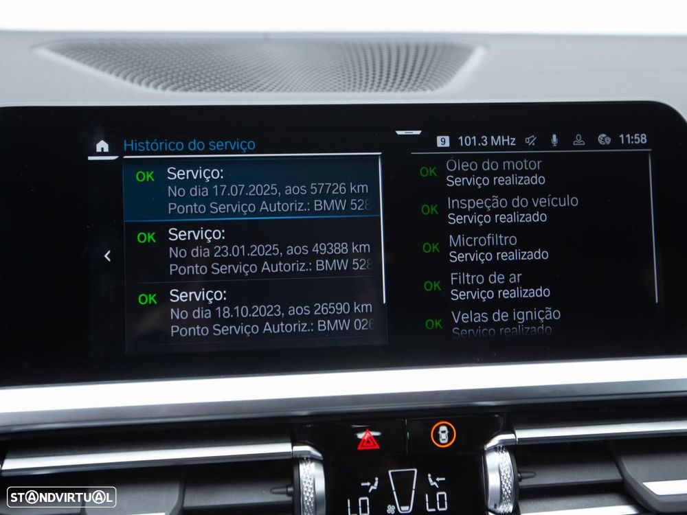 BMW 320 e Pack Desportivo M Auto - 31