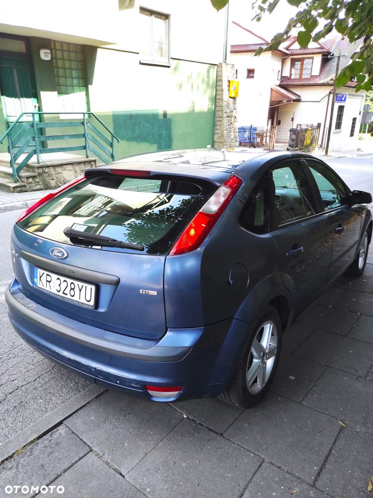 Ford Focus 1.6 TDCi Ambiente - 6