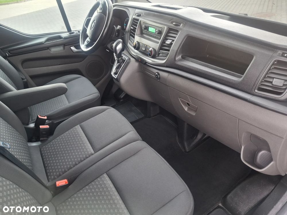 Ford TRANSIT CUSTOM - 22