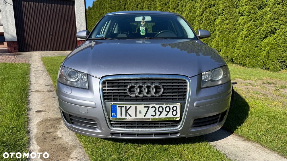Audi A3 Sportback 2.0 TDI Ambiente - 2