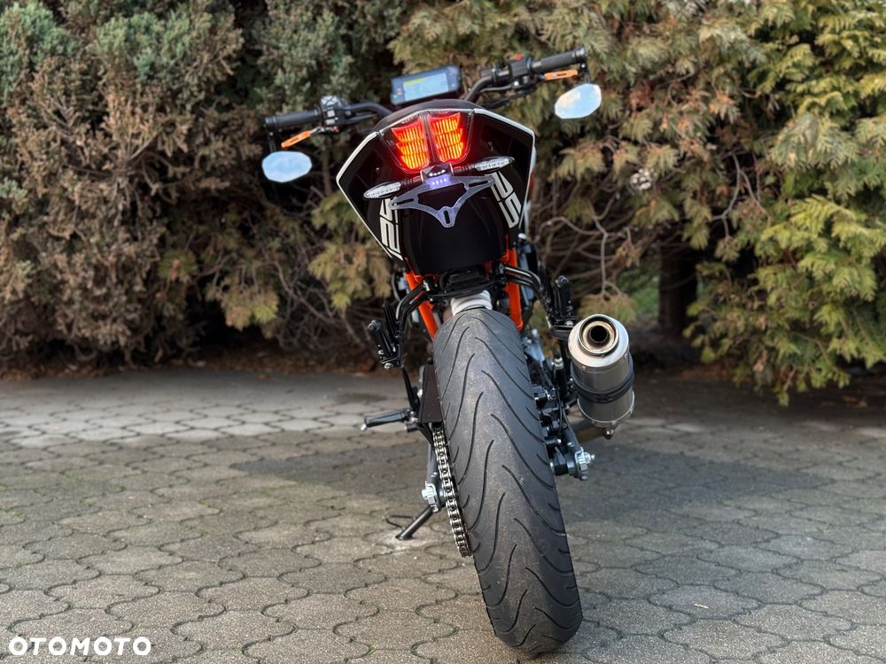 KTM Duke - 4