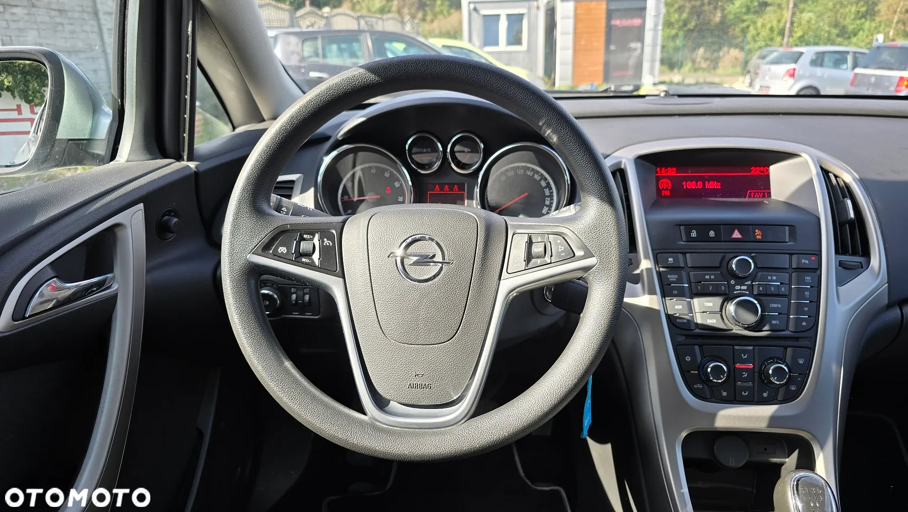 Opel Astra IV 1.6 Essentia - 23