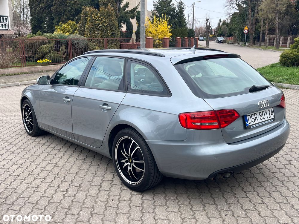 Audi A4 Avant 2.0 TDI - 14