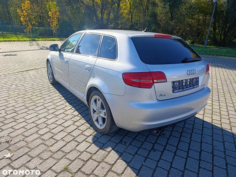 Audi A3 Sportback 2.0 TDI DPF Attraction - 10