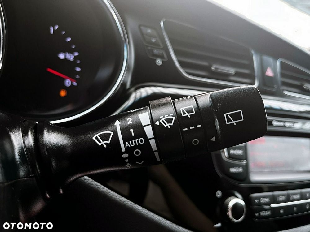Kia Ceed - 22