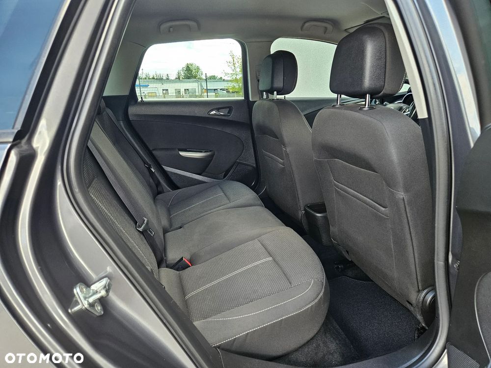 Opel Astra 1.4 Turbo Sport - 9