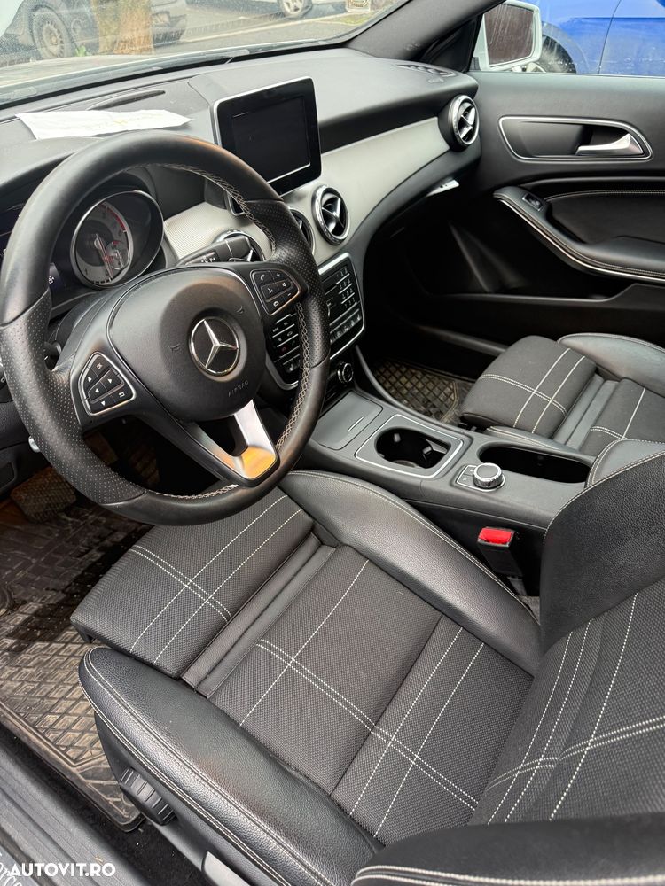 Mercedes-Benz GLA 220 d 4MATIC Aut. - 7