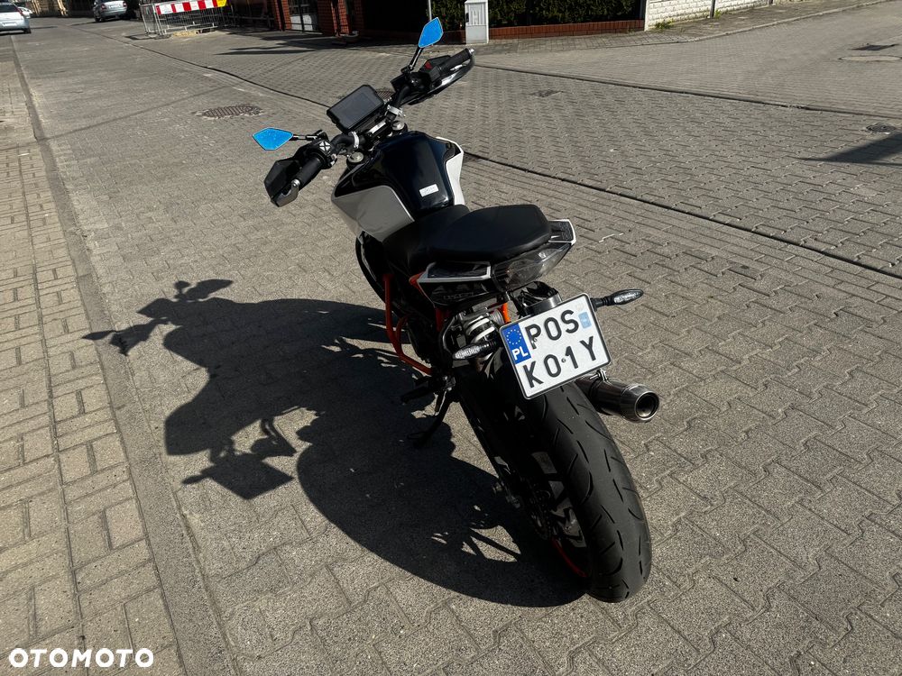 KTM Duke - 4