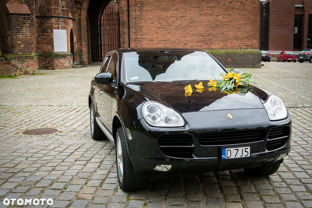 Porsche Cayenne - 4