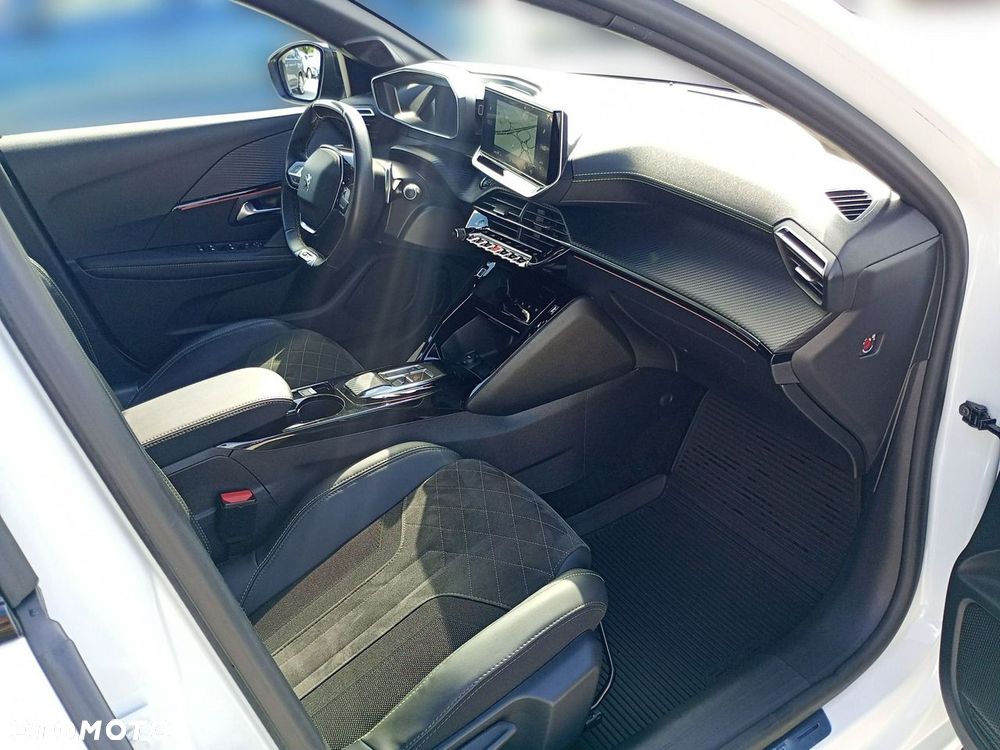 Peugeot 208 1.2 PureTech GT S&S EAT8 - 26