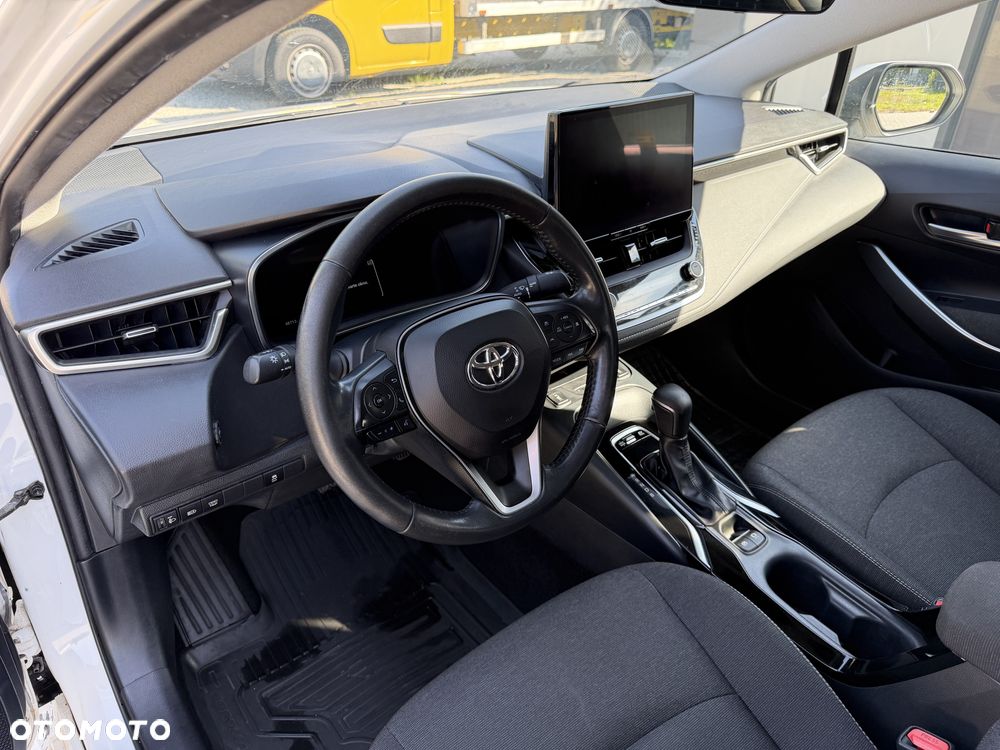 Toyota Corolla 1.8 Hybrid Comfort - 12