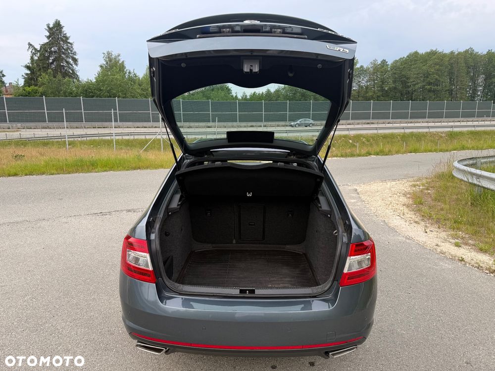 Skoda Octavia 2.0 TDI RS - 19