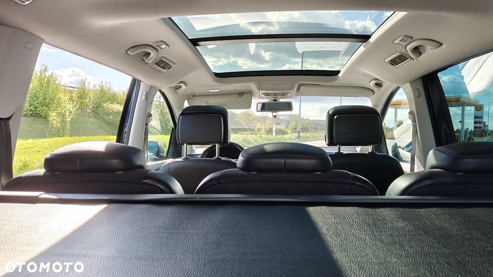 Volkswagen Sharan 2.0 TDI DSG BlueMotion Technology Comfortline - 9