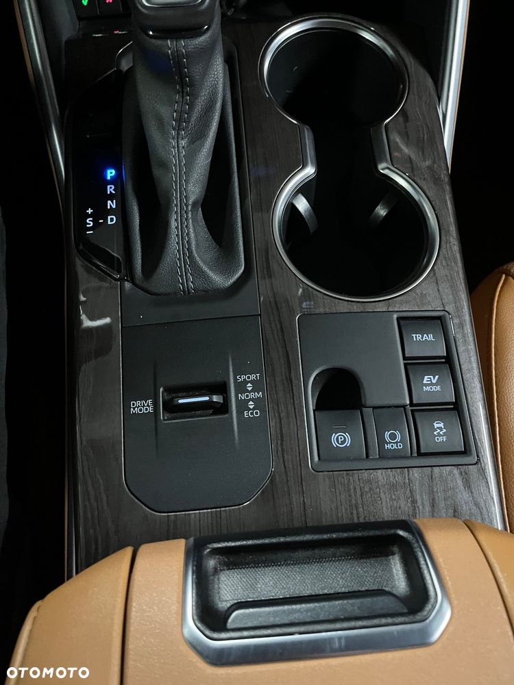 Toyota Highlander 2.5 Hybrid Executive - 21
