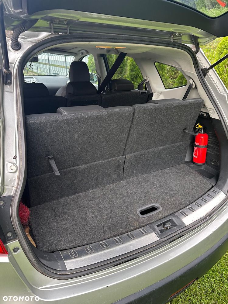 Nissan Qashqai+2 2.0 Acenta - 12