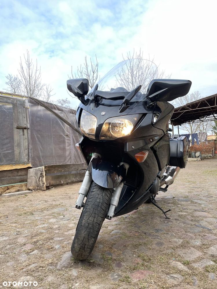 Yamaha FJR - 4