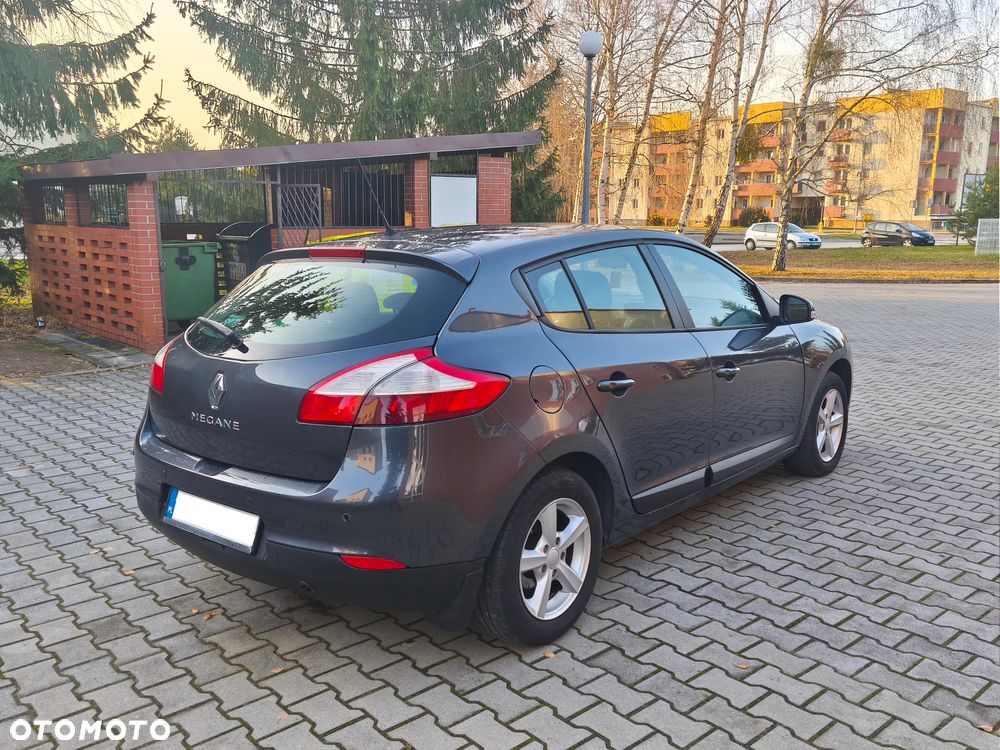 Renault Megane 1.6 16V Dynamique - 3