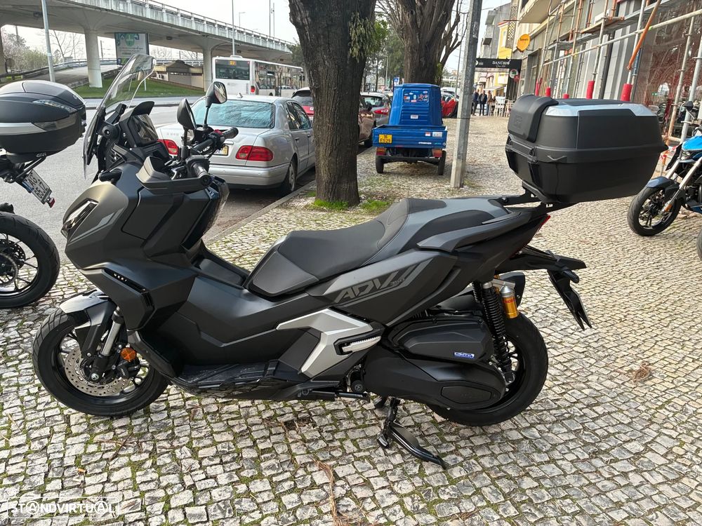 Honda ADV 350 IA - 1