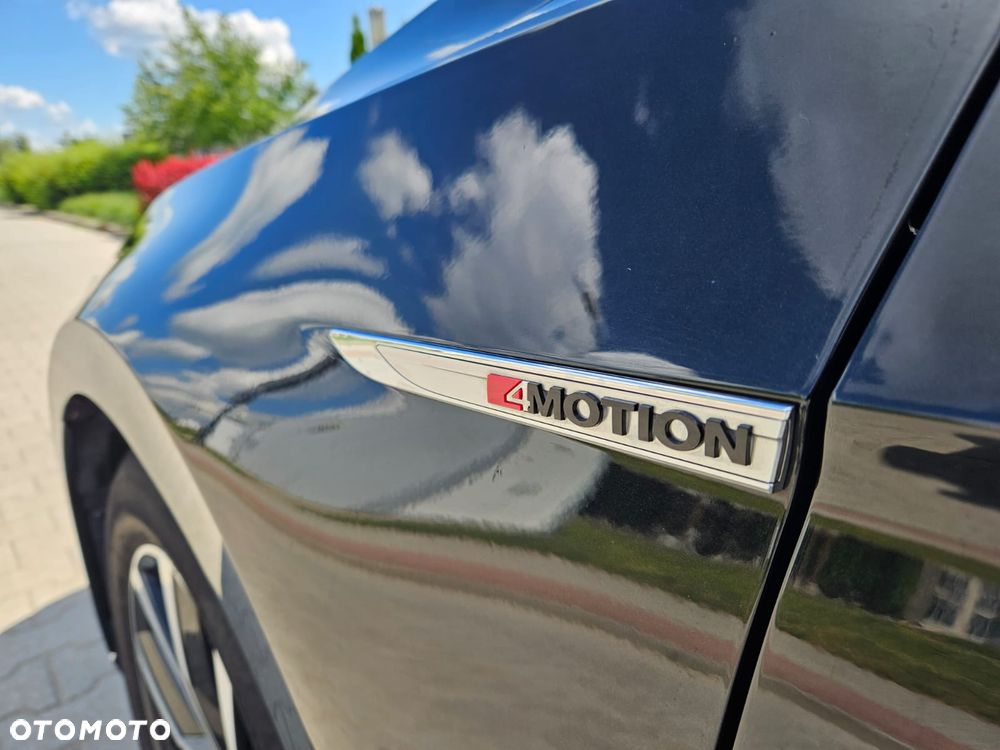 Volkswagen Passat 2.0 TDI Bi-Turbo BMT 4Mot Highline DSG - 13