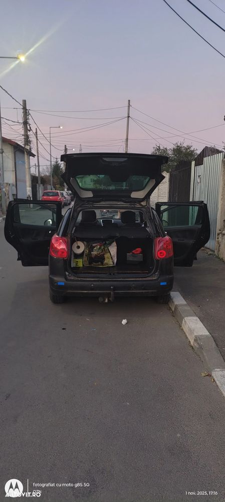 Peugeot 207 SW 95 VTi Family - 18