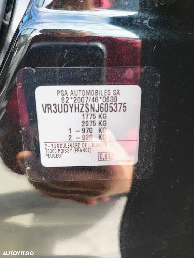 Peugeot 2008 1.5 BlueHDI 130 S&S EAT8 Allure - 8