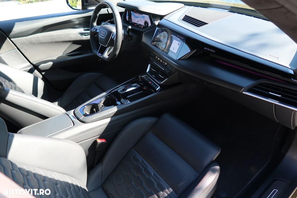 Audi e-tron - 15