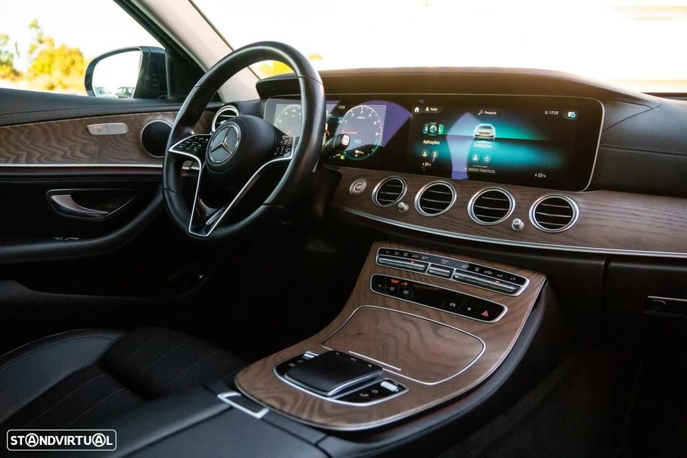 Mercedes-Benz E 300 de 9G-TRONIC AMG Line - 32