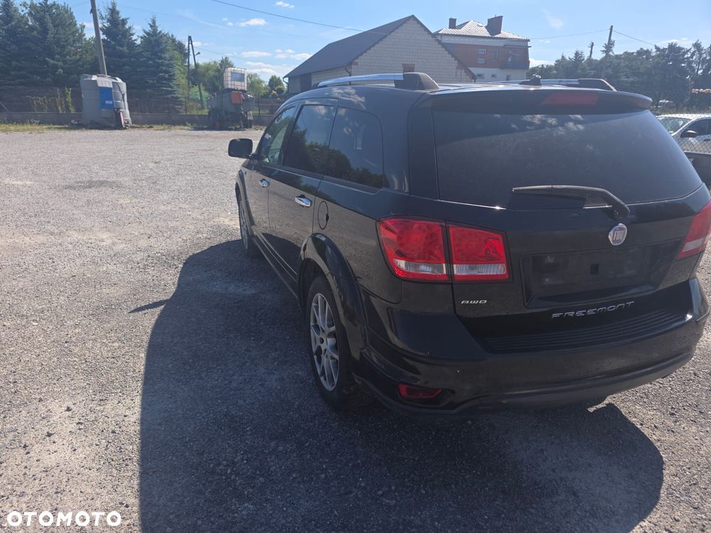 Fiat Freemont 2.0 Multijet Black Code AWD - 8
